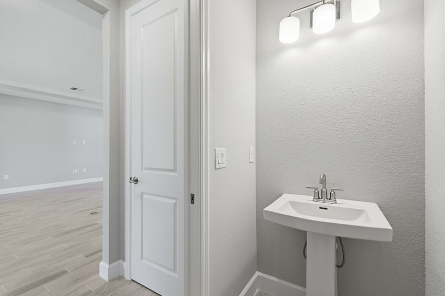 Furnished interior view inside a new home in Headwaters at Lofton Creek, Yulee (Image 8).