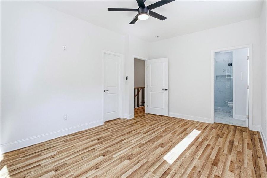 Spacious, unfurnished interior of a new home in , Atlanta (Image 19). Spacious, unfurnished interior of a new home in , Atlanta (Image 19).