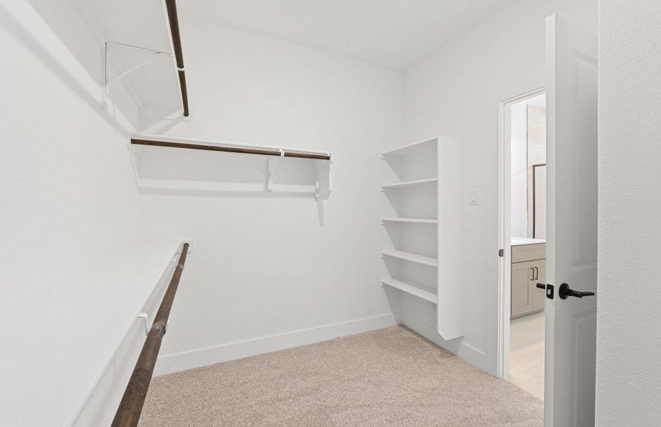 Spacious, unfurnished interior of a new home in Northpoint at Old Settlers, Round Rock (Image 11).