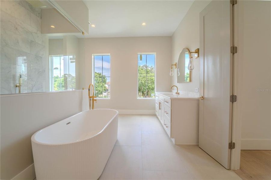 Furnished interior view inside a new home in , Tampa (Image 40).