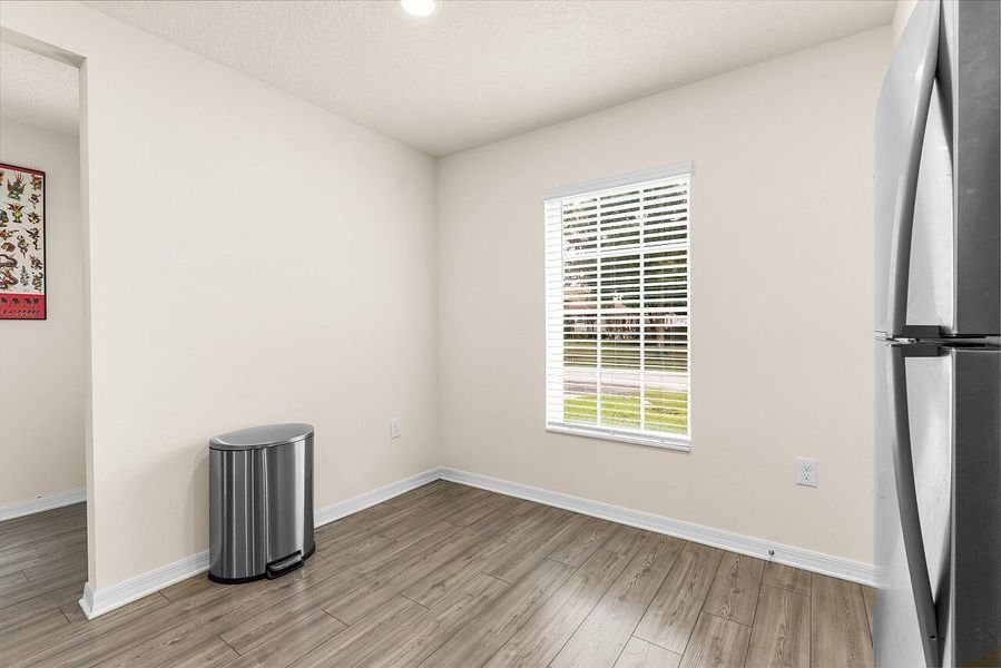 8275-105th-Ct-HigMedia-019-1280