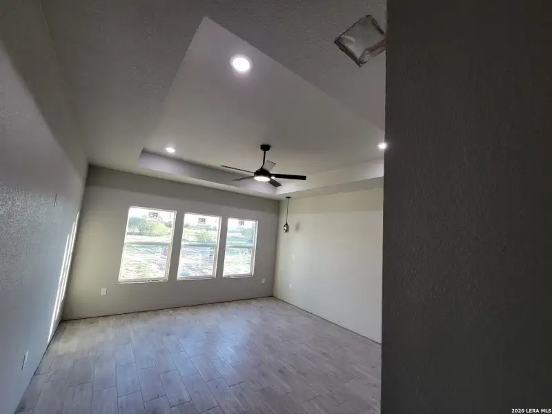 Spacious, unfurnished interior of a new home in , San Antonio (Image 22).