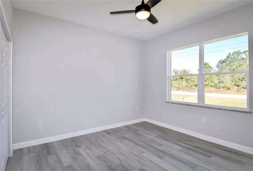 Spacious, unfurnished interior of a new home in , Sebring (Image 33).