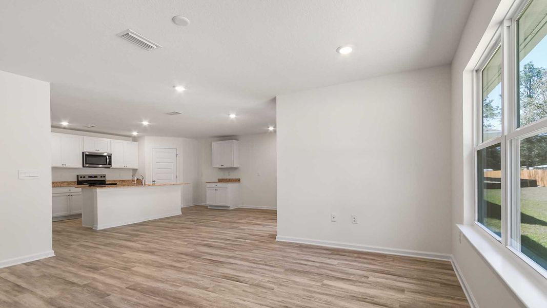 Spacious, unfurnished interior of a new home in Sunny Hills, Chipley (Image 15). Spacious, unfurnished interior of a new home in Sunny Hills, Chipley (Image 15).