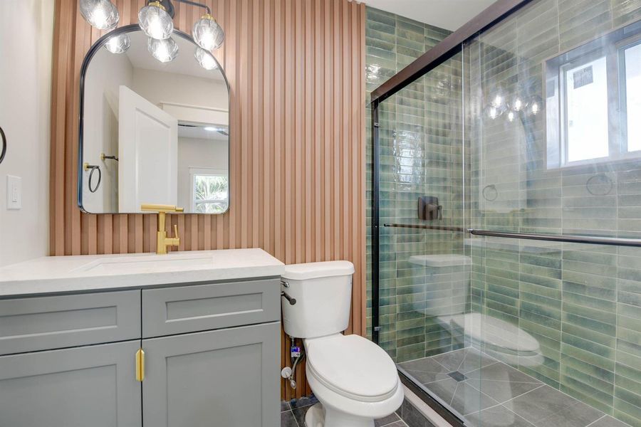 Full Bathroom in Downstairs Bedroom