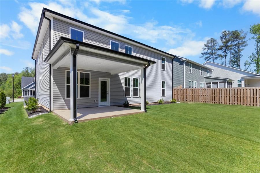 Backyard & Covered Patio | 823 Elsie Drive, Outdoor Living in Windsor