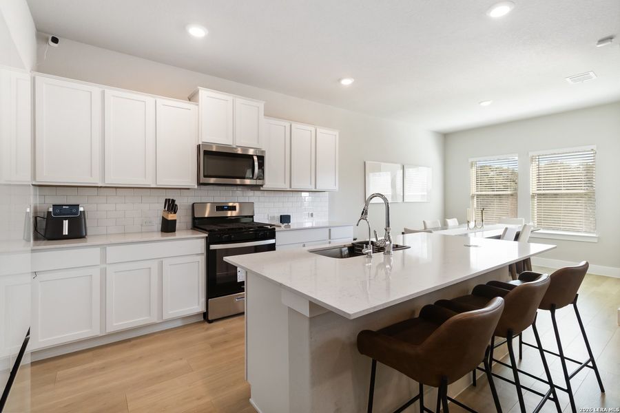 Furnished interior view inside a new home in Brookstone Creek, San Antonio (Image 10). Furnished interior view inside a new home in Brookstone Creek, San Antonio (Image 10).