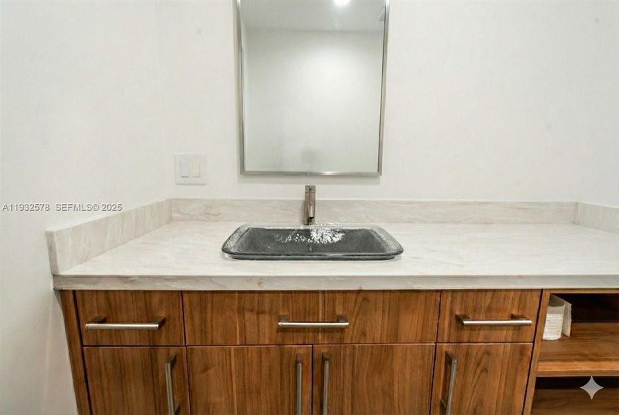 Close-up of interior finishes inside a home in , Marathon (Image 24).