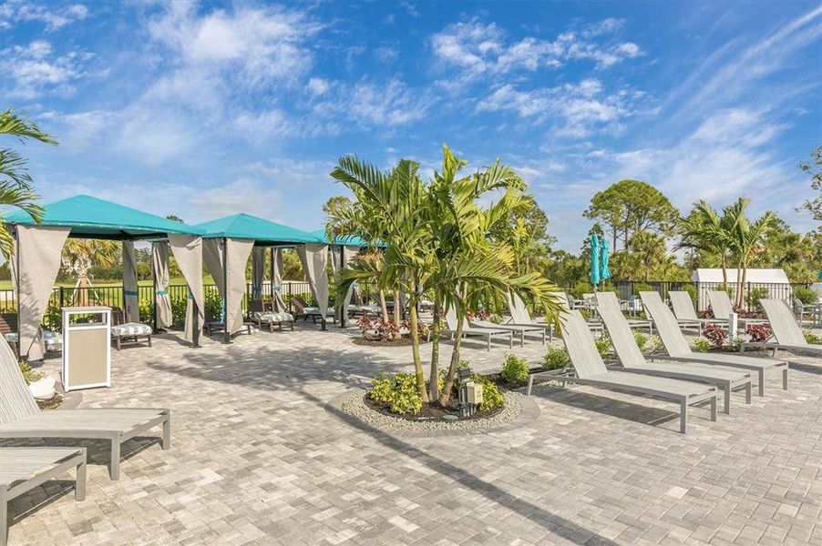 Community amenities in Wellen Park Golf & Country Club, Venice (Image 25).