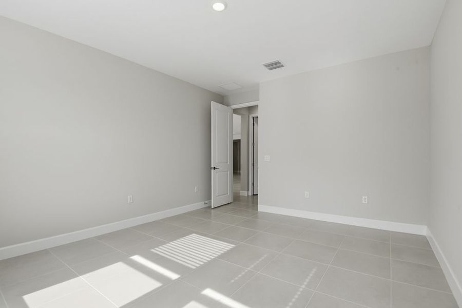 Spacious, unfurnished interior of a new home in Ardisia Park, New Smyrna Beach (Image 38). Spacious, unfurnished interior of a new home in Ardisia Park, New Smyrna Beach (Image 38).