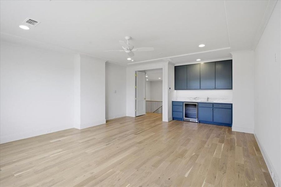 Spacious, unfurnished interior of a new home in , Dallas (Image 28).