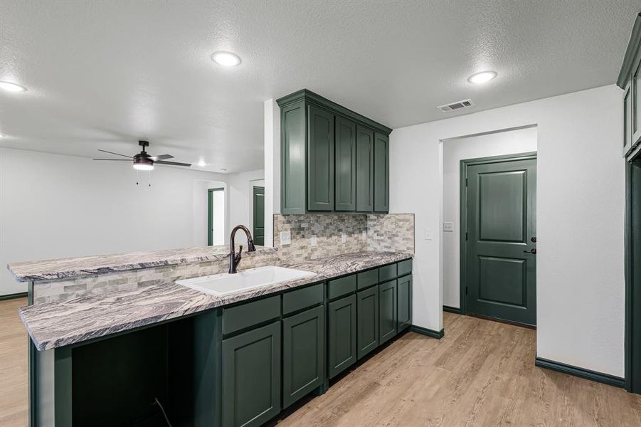Furnished interior view inside a new home in , Nocona (Image 5).