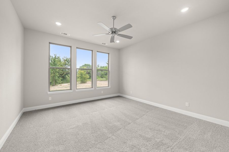 127 Oak Meadow Lane, Weathrford TX - Primary Suite