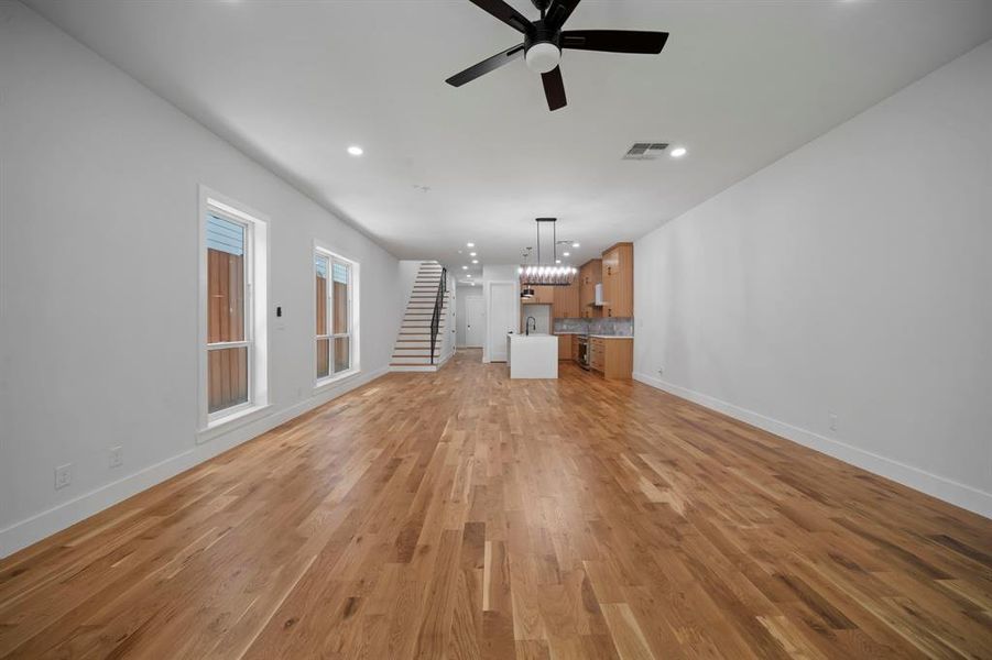 Spacious, unfurnished interior of a new home in , Dallas (Image 14).
