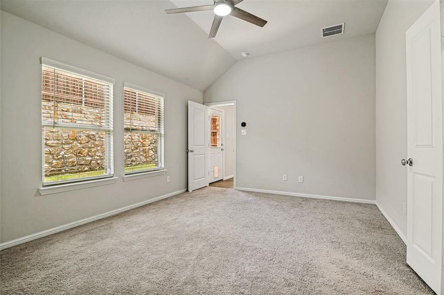 Spacious, unfurnished interior of a new home in ValleyBrooke, Mesquite (Image 14). Spacious, unfurnished interior of a new home in ValleyBrooke, Mesquite (Image 14).