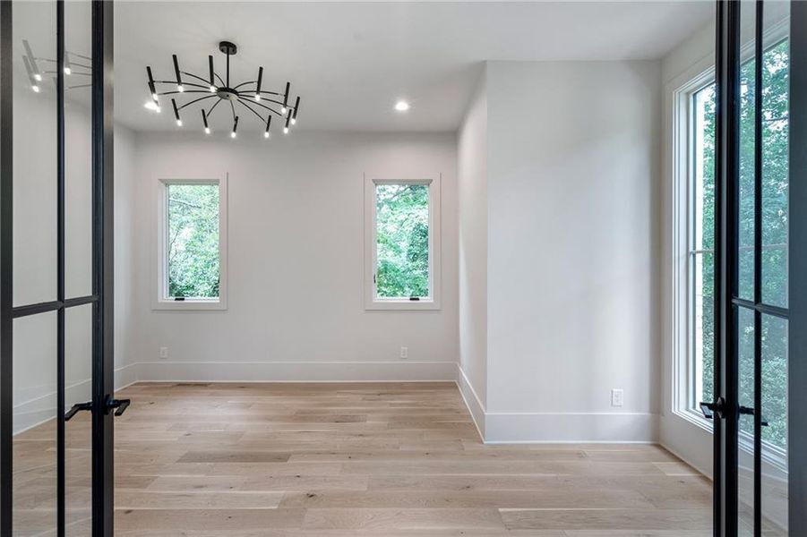 Spacious, unfurnished interior of a new home in , Atlanta (Image 25). Spacious, unfurnished interior of a new home in , Atlanta (Image 25).