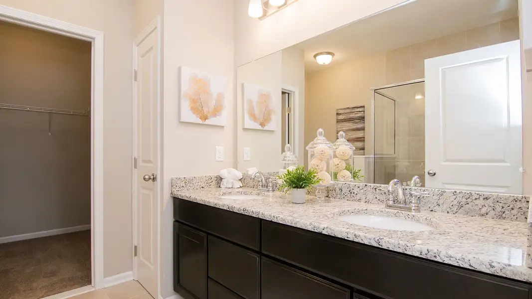 Representative furnished interior of a home built from the The Malden by Norfolk Homes in Valleys, Jackson (Image 36).