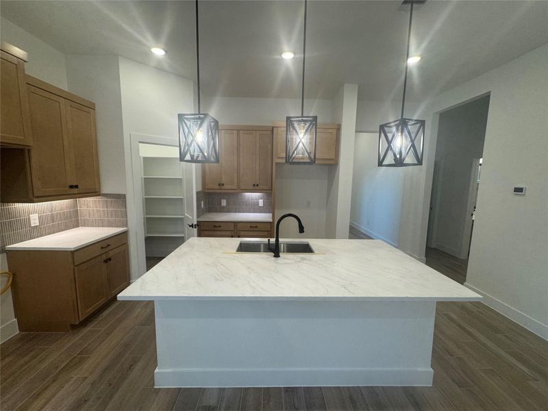 Furnished interior view inside a new home in Evergreen, Conroe (Image 6).