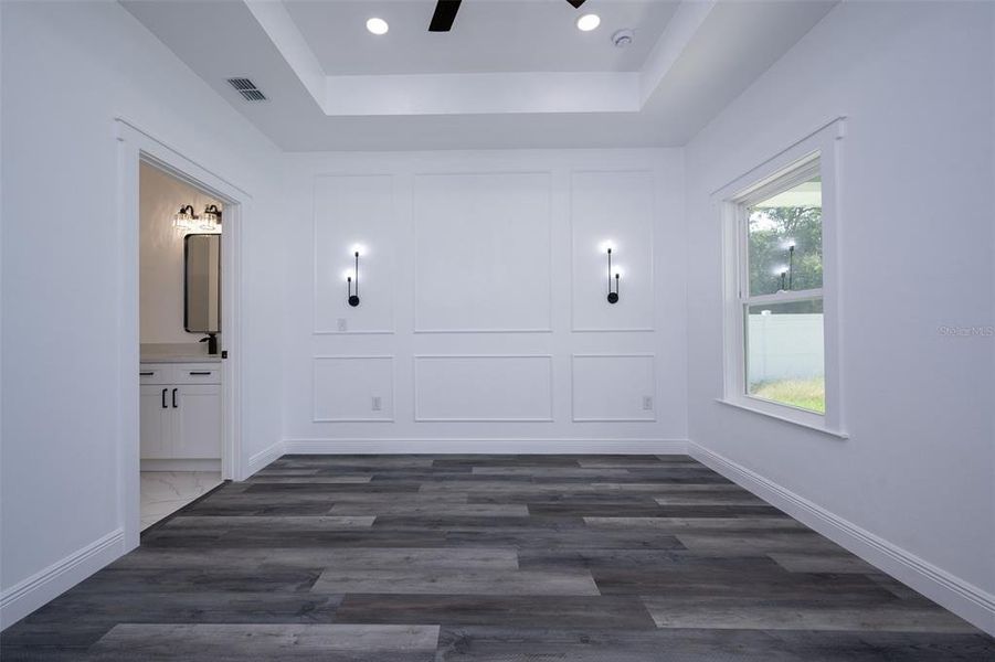 Spacious, unfurnished interior of a new home in , Williston (Image 11).