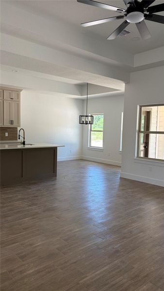 Spacious, unfurnished interior of a new home in , Huffman (Image 10).