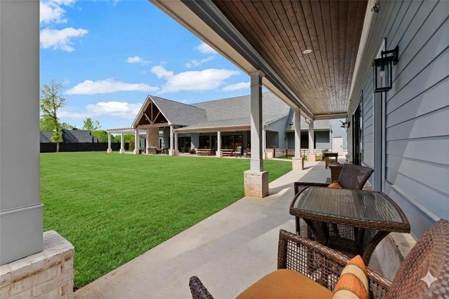 Exterior details and patio area of a home in , Jefferson (Image 34).