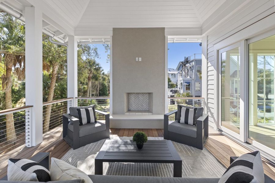 Exterior details and patio area of a home in , Sullivan's Island (Image 34).