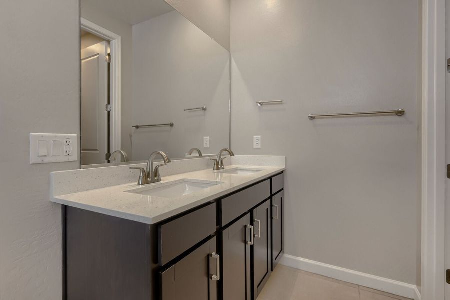 3br New Home in San Tan Valley, AZ.  - Slide 21
