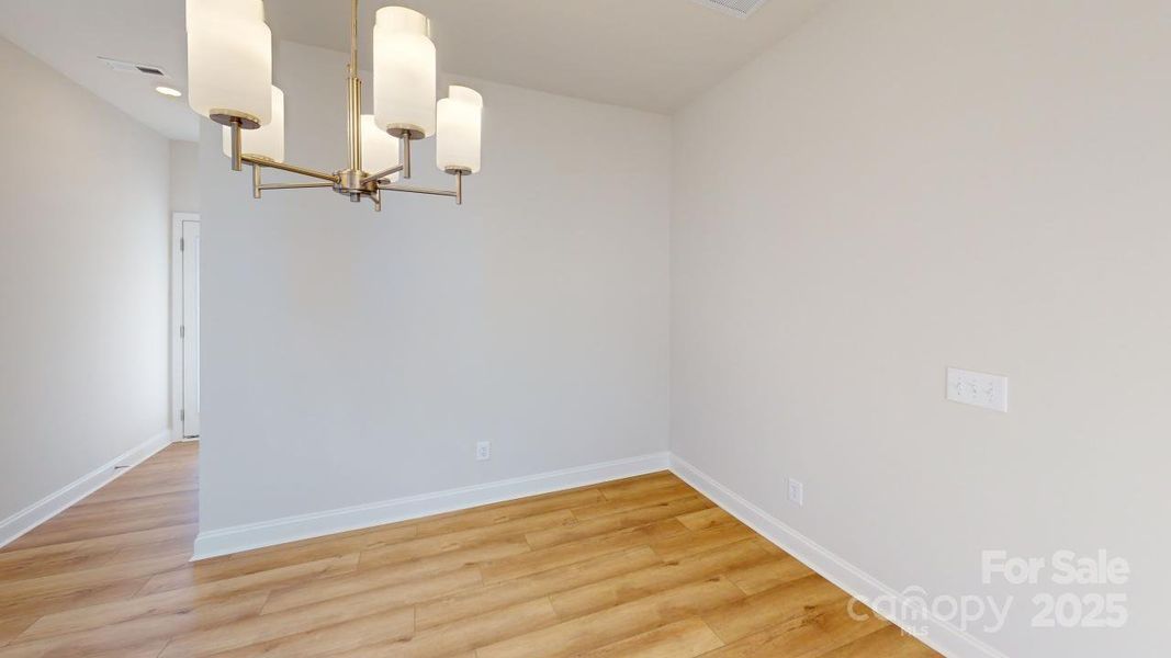 Spacious, unfurnished interior of a new home in Edgewood Preserve, Huntersville (Image 13).