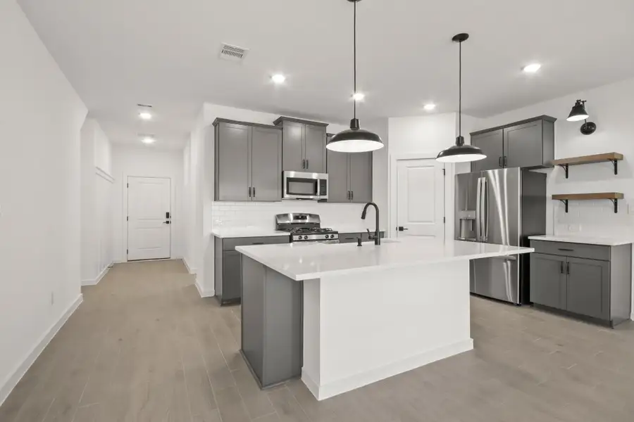 Chef-worthy island kitchen Chef-worthy island kitchen