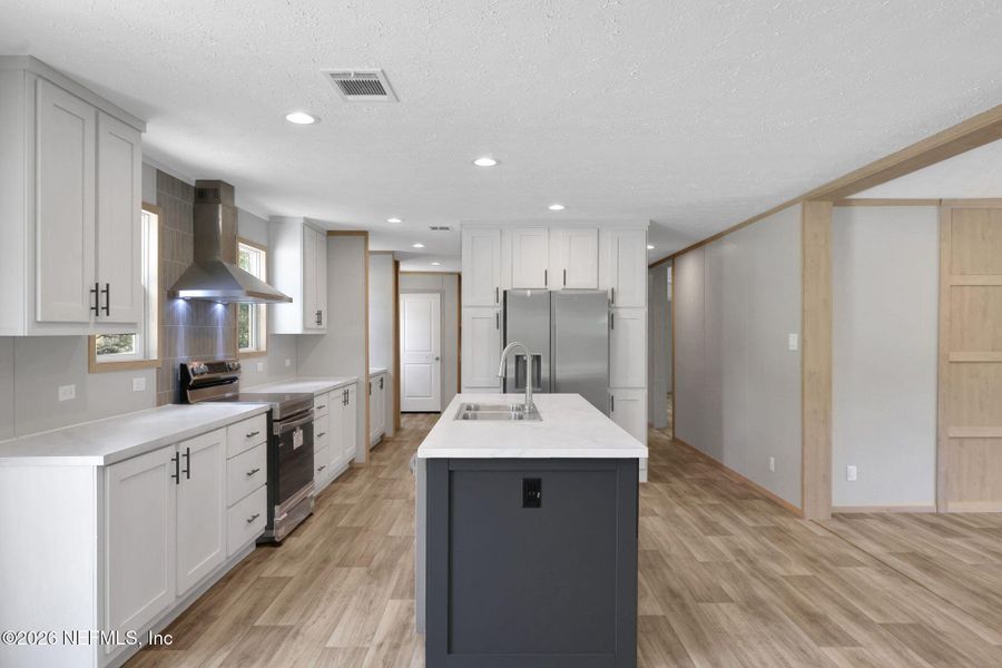 Furnished interior view inside a new home in , Keystone Heights (Image 7).
