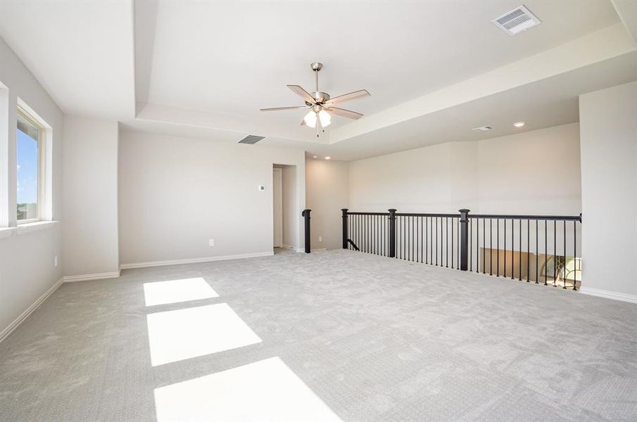 Spacious, unfurnished interior of a new home in , Waxahachie (Image 25).