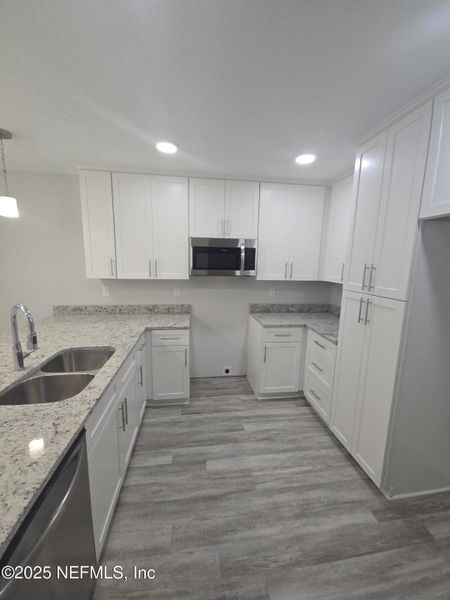 Furnished interior view inside a new home in , Jacksonville (Image 5).