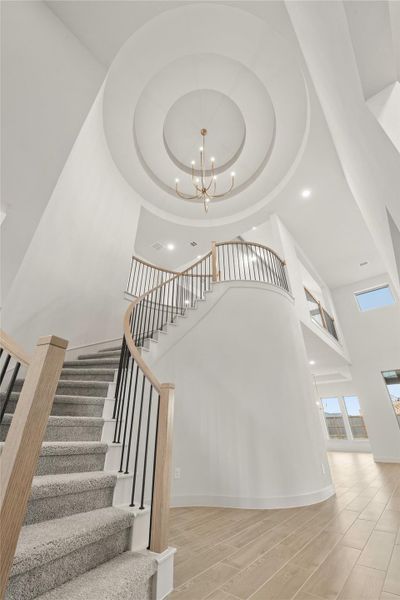 Representative image. Features, selections, and colors may vary.