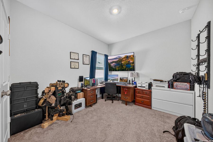 Furnished interior view inside a new home in Silos: Barrington Collection, San Antonio (Image 11).