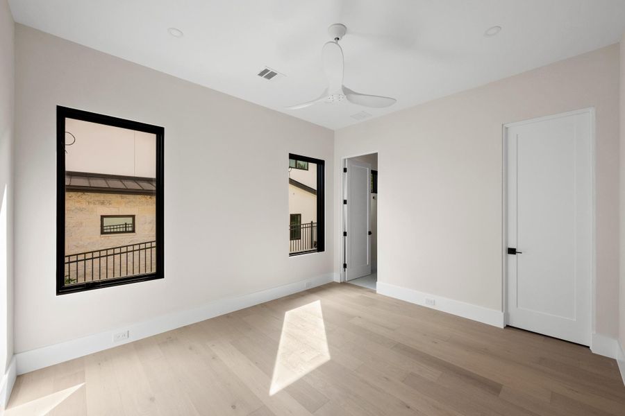 Every guest bedroom features its own beautifully appointed ensuite bath and premium finishes