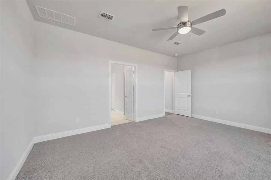 Spacious, unfurnished interior of a new home in Lilybrooke at Legacy Hills, Celina (Image 32).