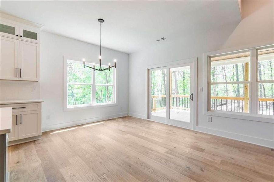 Spacious, unfurnished interior of a new home in , Gainesville (Image 15).