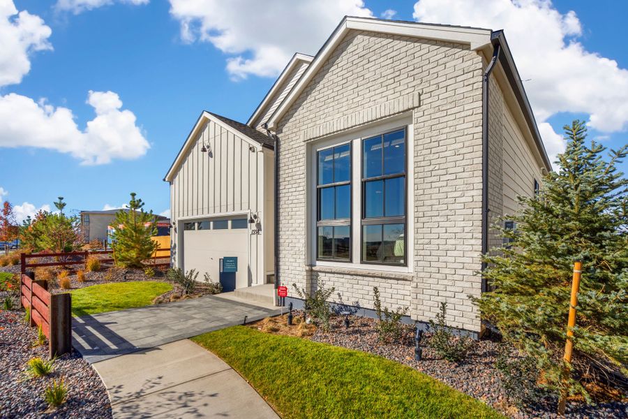 Representative exterior details of a home built from the 1 by Trumark Homes in RainDance, Windsor (Image 3).