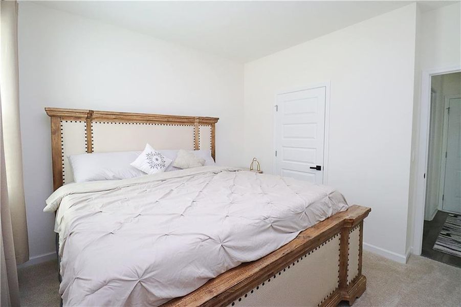 Furnished interior view inside a new home in , Atlanta (Image 24).