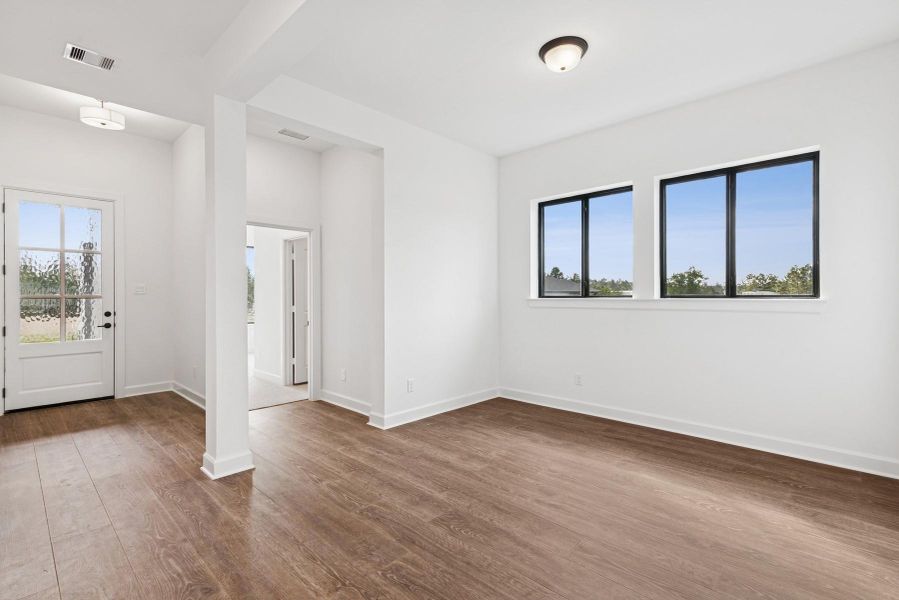 Spacious, unfurnished interior of a new home in Colton 45' Homesites, Todd Mission (Image 37).