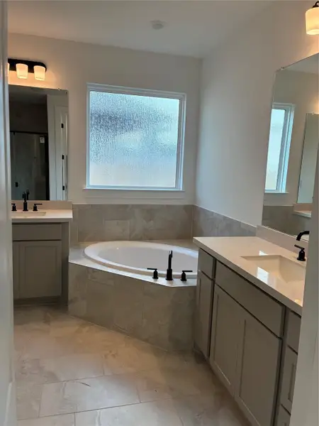 Furnished interior view inside a new home in Santa Rita Ranch, Liberty Hill (Image 5). Furnished interior view inside a new home in Santa Rita Ranch, Liberty Hill (Image 5).