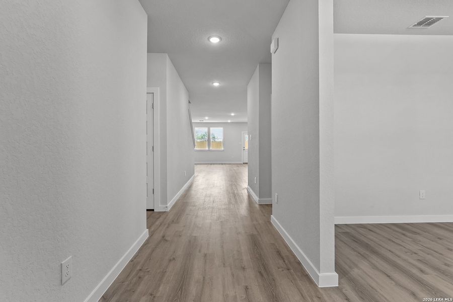 Spacious, unfurnished interior of a new home in Garden Grove, San Antonio (Image 26). Spacious, unfurnished interior of a new home in Garden Grove, San Antonio (Image 26).