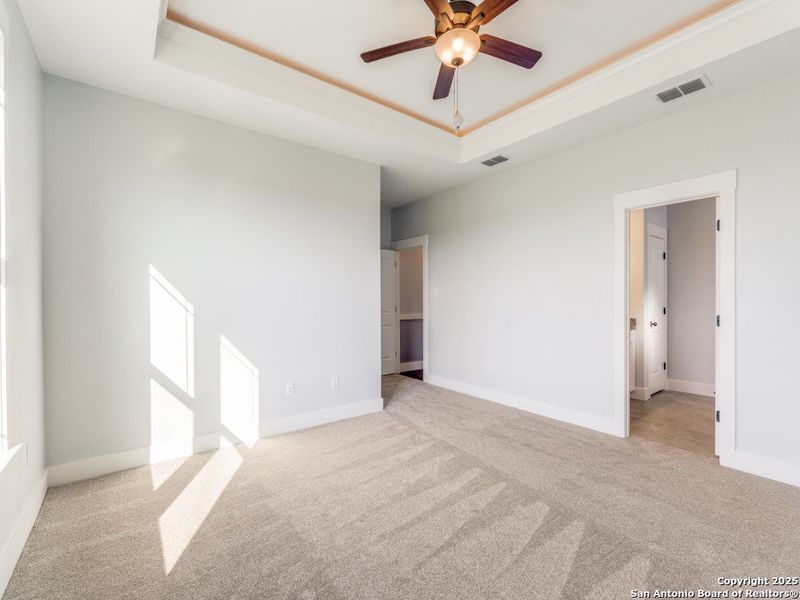 Spacious, unfurnished interior of a new home in Marion Park, Marion (Image 12).