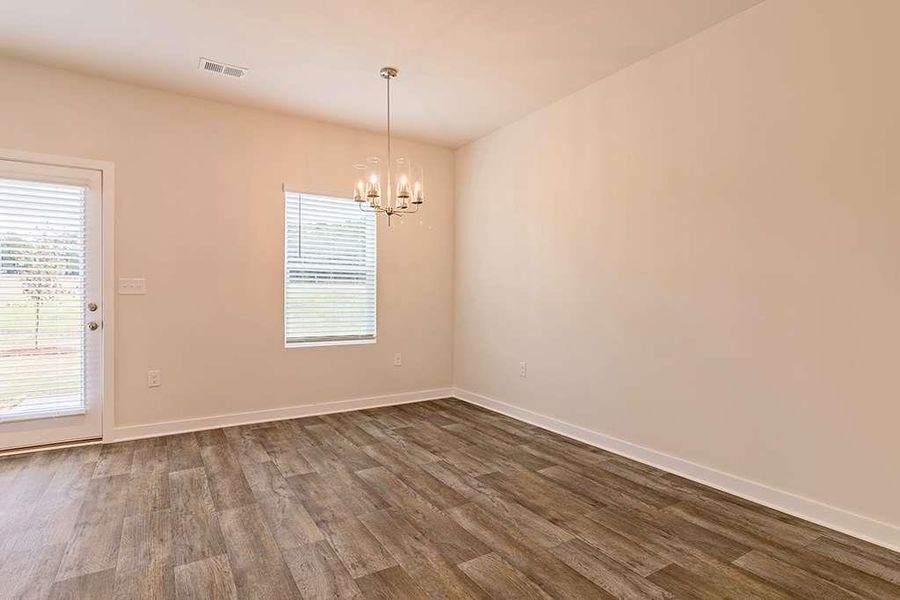 Spacious, unfurnished interior of a new home in Southern Hills, McDonough (Image 17).