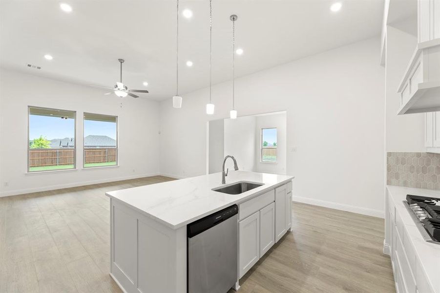 13. 530 San Angelo - Kitchen (4) 13. 530 San Angelo - Kitchen (4)