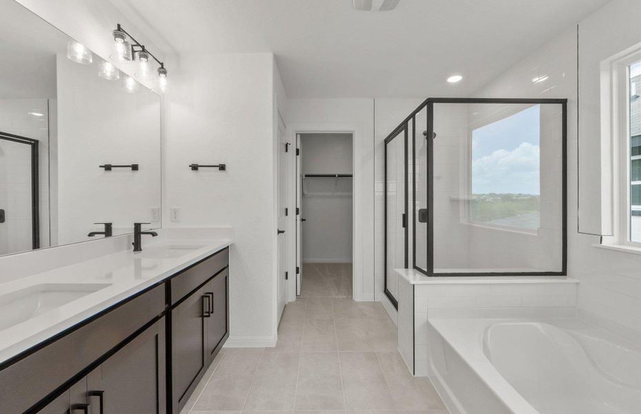 Furnished interior view inside a new home in Horizon Lake, Leander (Image 8). Furnished interior view inside a new home in Horizon Lake, Leander (Image 8).