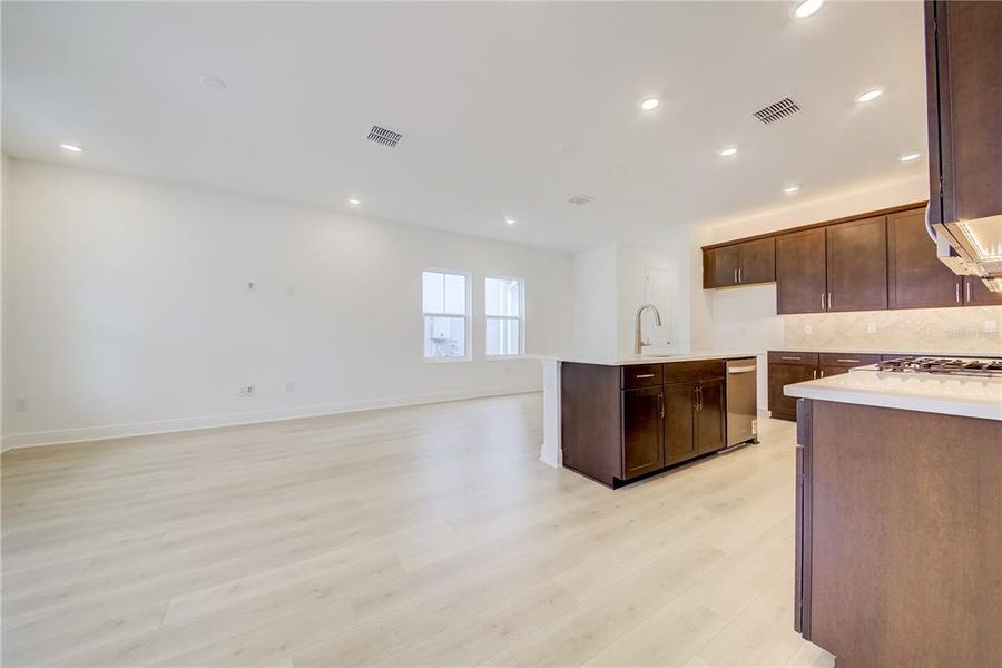 Image 45 of a home in Bungalow Walk at Lakewood Ranch.