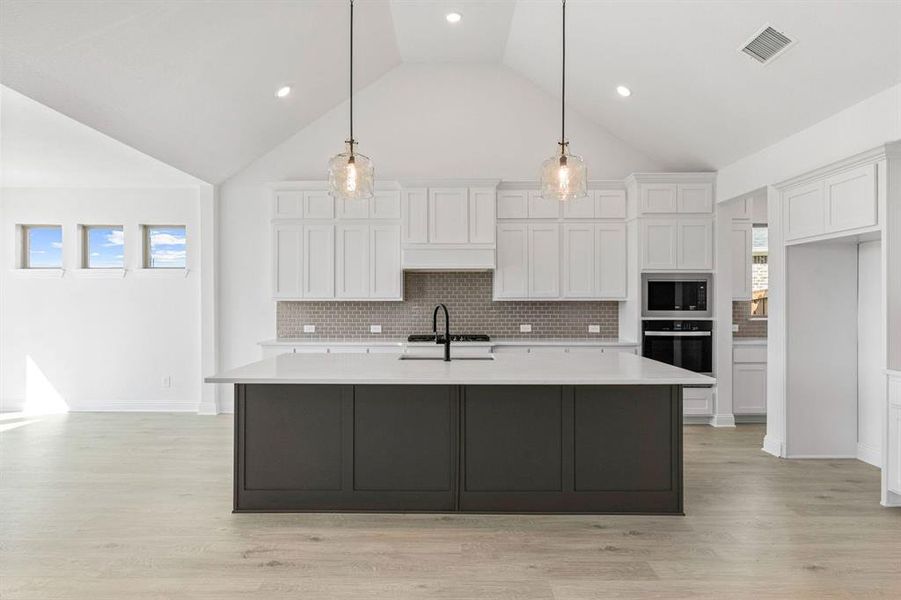 DAL_Saddle Star_Lavaca_2417 Miranda Lane (8)