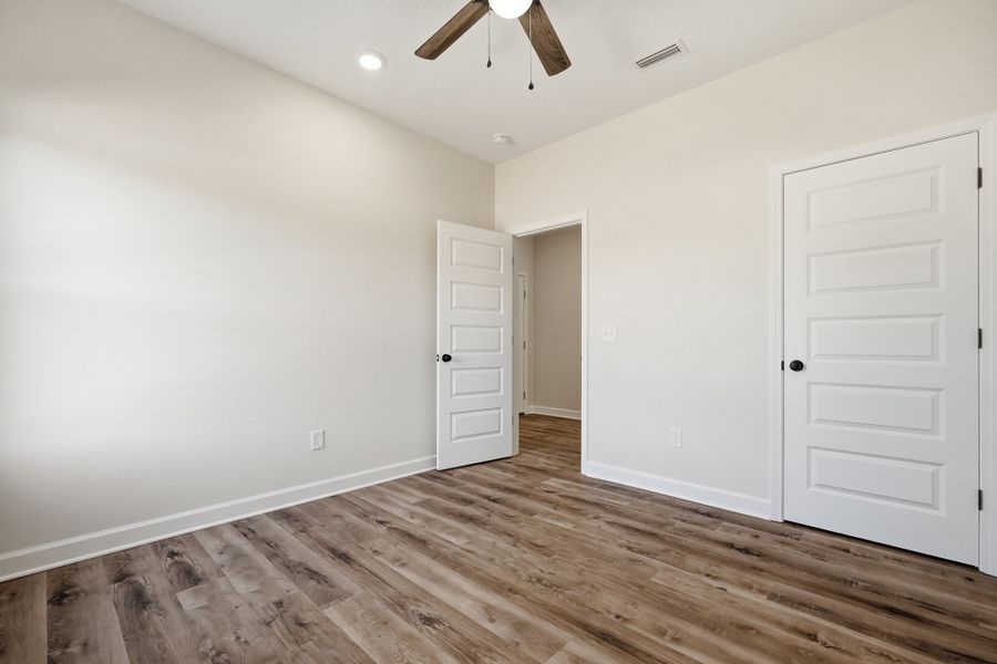 Spacious, unfurnished interior of a new home in McCarthy Estates, Defuniak Springs (Image 21). Spacious, unfurnished interior of a new home in McCarthy Estates, Defuniak Springs (Image 21).
