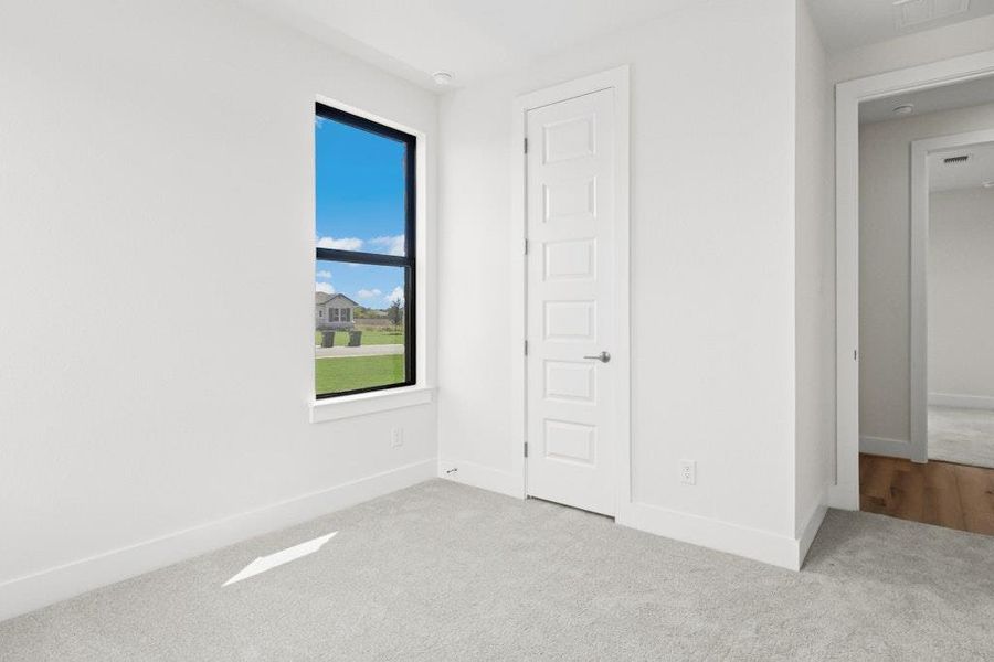 Spacious, unfurnished interior of a new home in Leander Estates, Leander (Image 32).